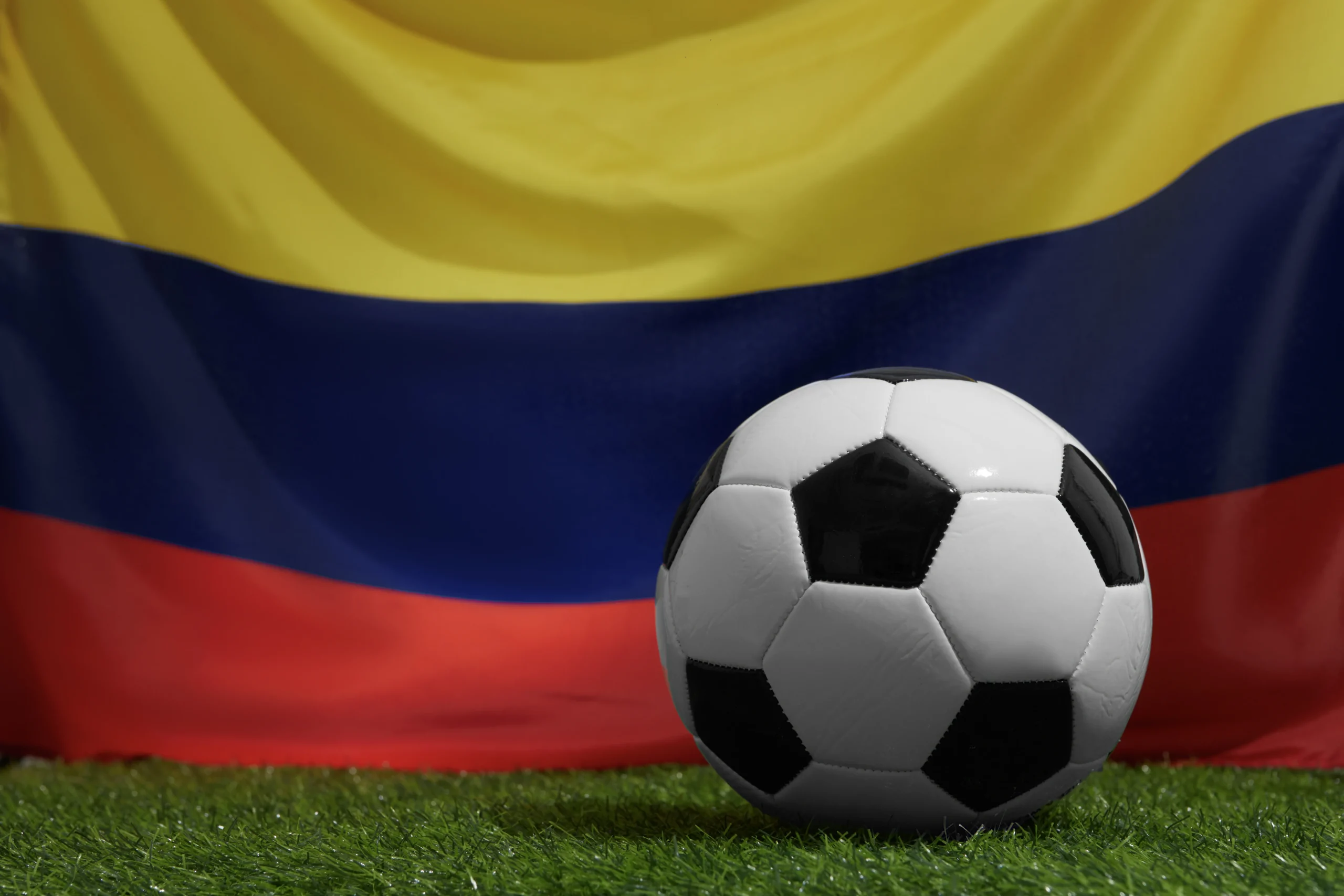 How to buy tickets to Selección Colombia football matches