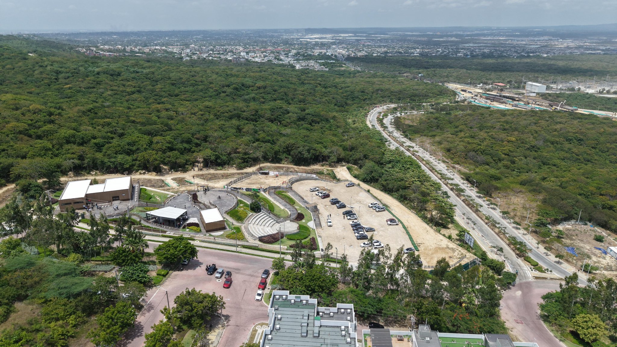 Bosque Miramar entrance