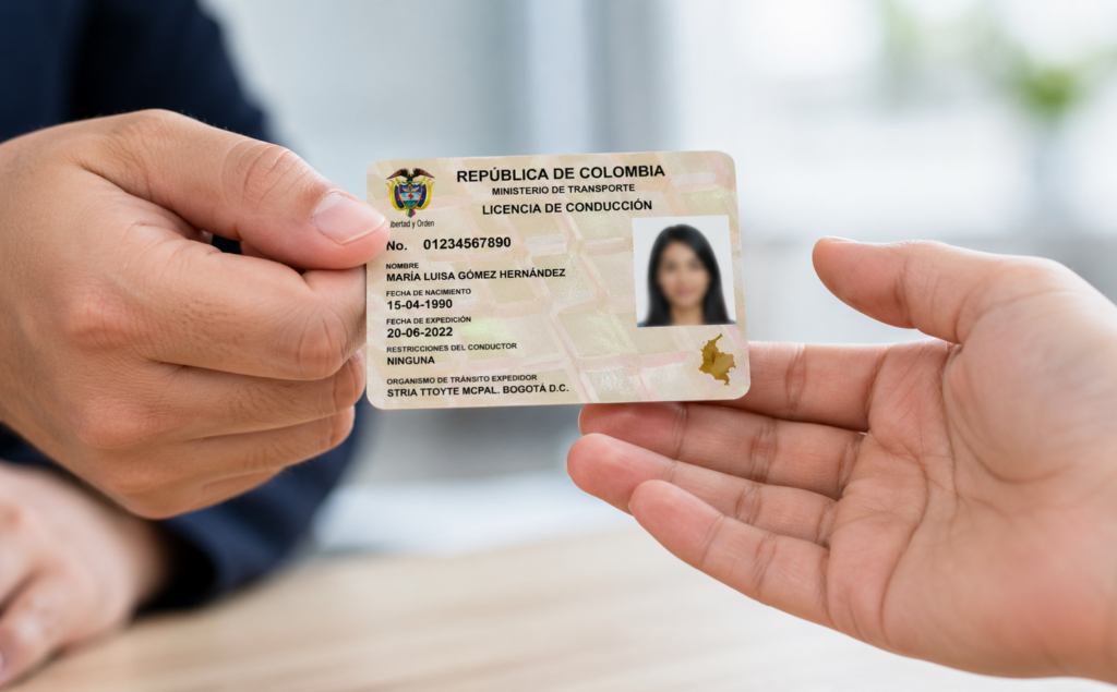 colombian driver license hand